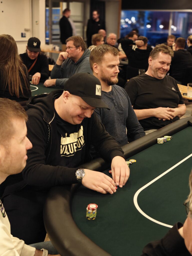 Råbään vid bordet